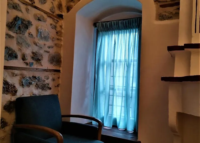 Riverbed Traditional Guest house