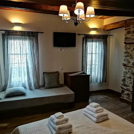 Riverbed Traditional Pensionat 3*